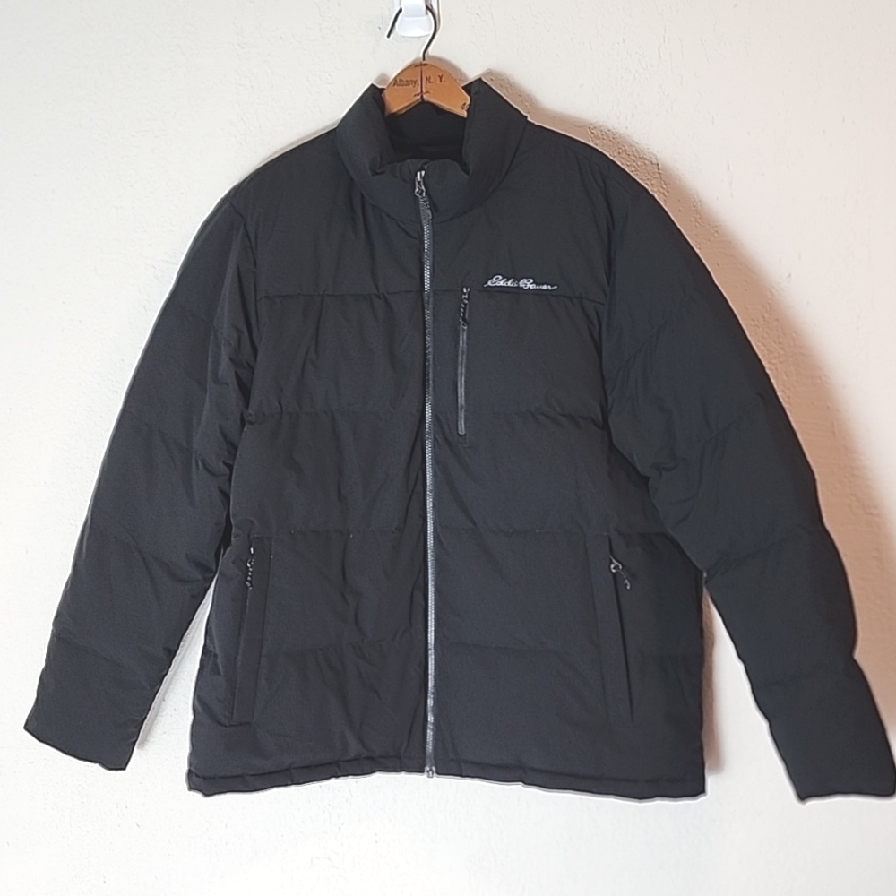 Like new Eddie Bauer men's down puffer coat, Sz XL